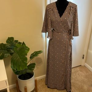 Black and Red Wrap Midi Dress